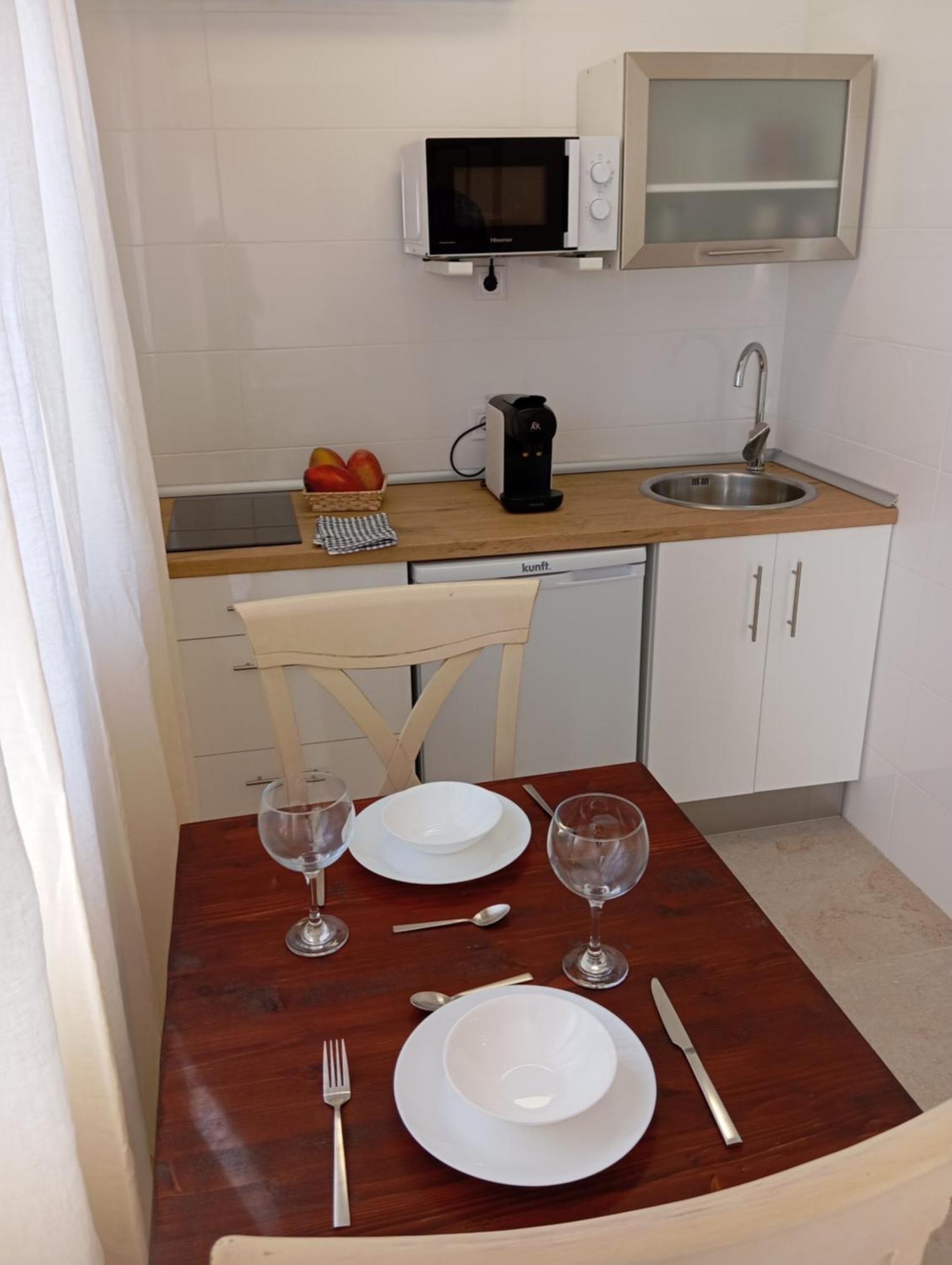 Habitaciones En Casa Miguel Caleta De Velez Exterior photo